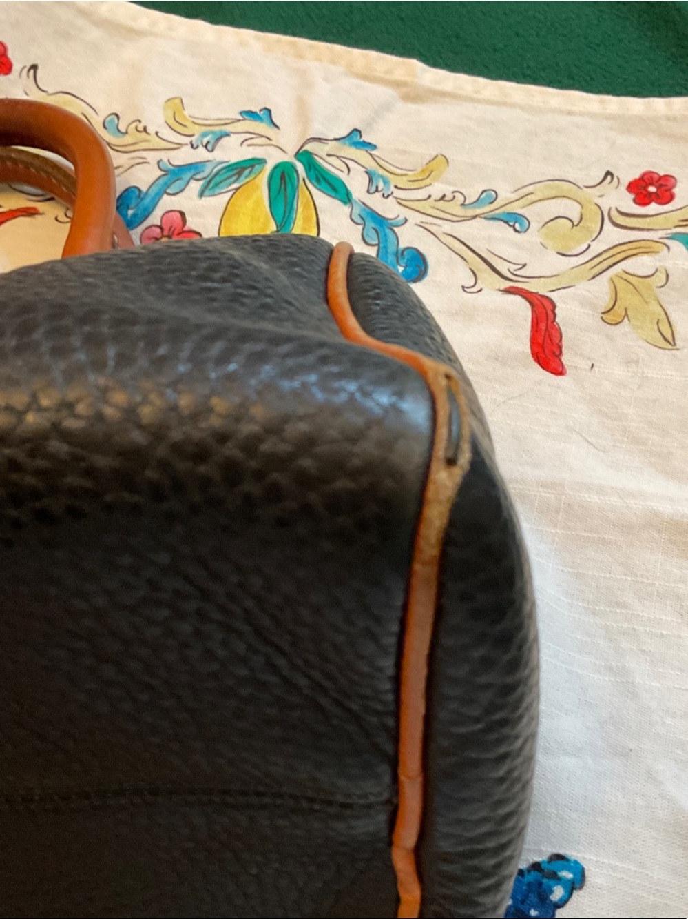 Vintage Dooney and Burke Black Pebbled All Weather with Tan trimmings - Picture 3 of 13